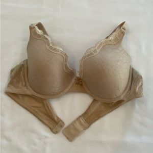 Maidenform bra with lace 38B
